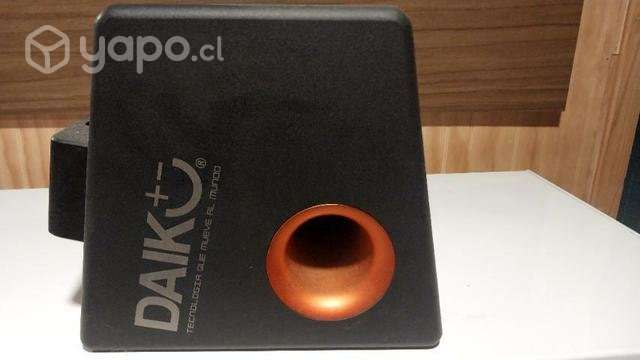 Subwoofer amplificado 400 watts, buen estado
