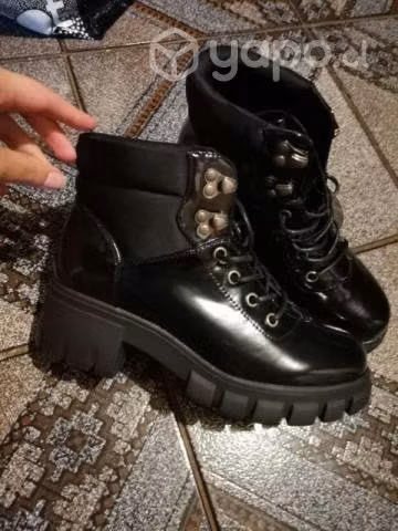Botines negros de mujer Nuevos