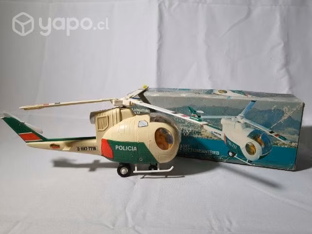 Hermoso helicóptero a baterías, una excelente piez