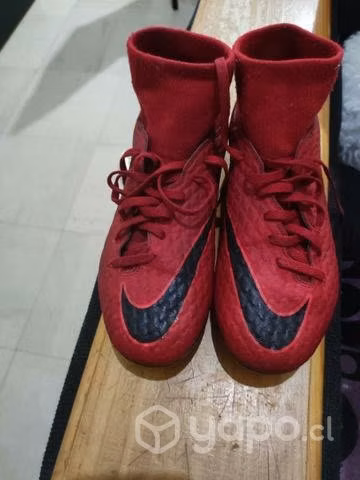 Zapatos de futbol Nike skin talla 38 24 cm