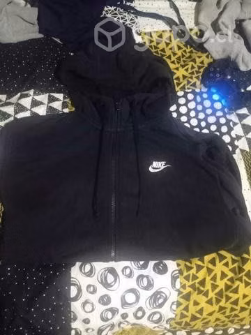 Poleron nike