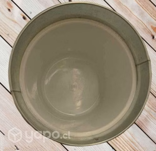 Hielera Con Tapa 4 Litros Acero Metalica + Cuchara