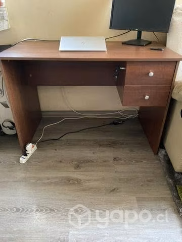 Escritorio de madera - Imagen 2
