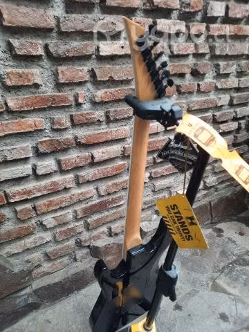 Guitarra Jackson JS32 Dinky - Imagen 3