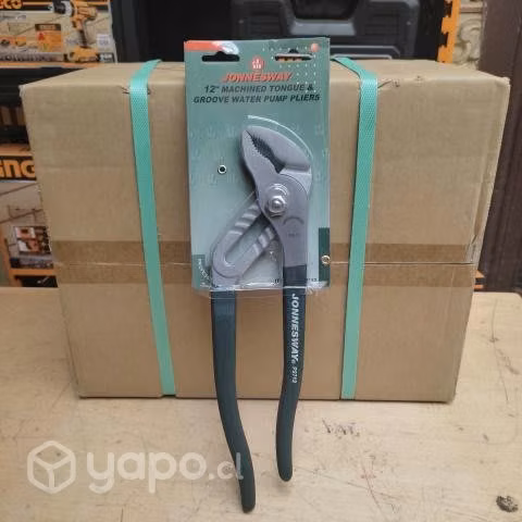 Llave pico de loro 12"