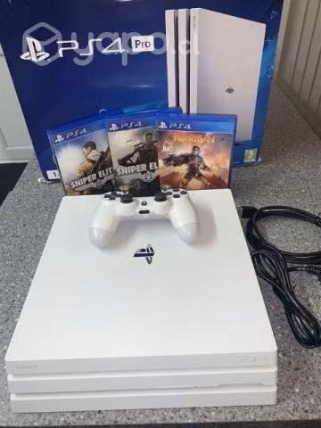 Play 4 como nuevo y con 3 juegos