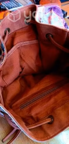 Mochila de género con aplicaciones de cuero marca - Imagen 2