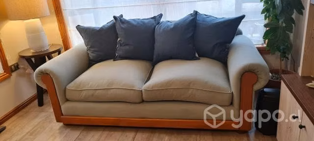 Sofá y comedor