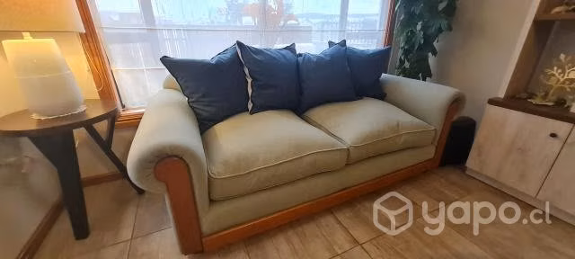 Sofá y comedor