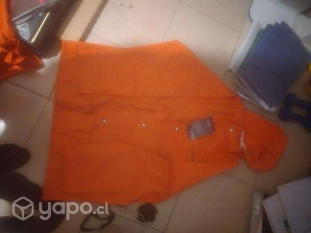 Traje de agua modelo orca. Marca tarpulin - Imagen 3