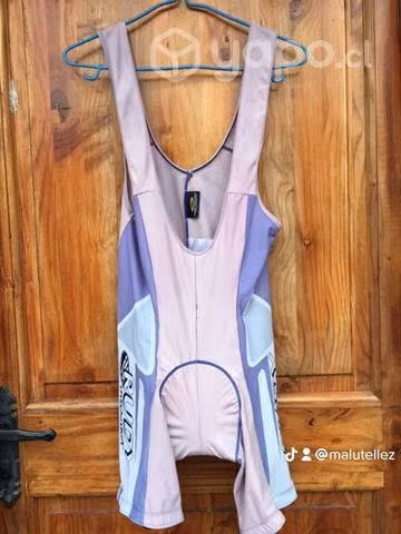 Ropa deportiva y de ciclismo