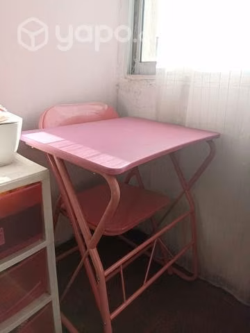 Escritorio con silla