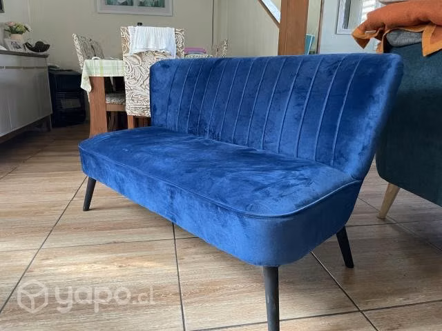 Sofa pequeño, espacios reducidos.