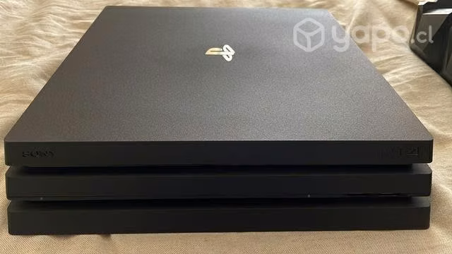 Ps4 Pro, 2 controles, base de carga, base mural