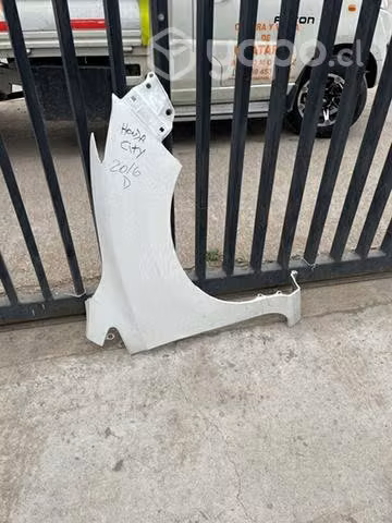 Tapa barro derecho honda