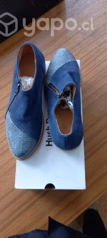 Zapatos de cuero color azul