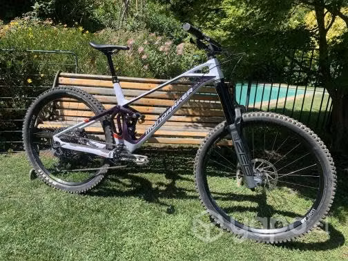 Mondraker Superfoxy Carbon R 2022, talla L