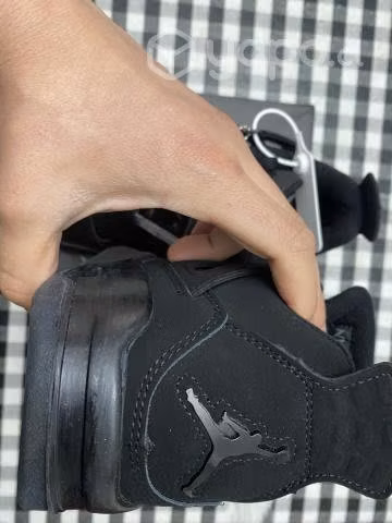 Jordan retro 4 - Imagen 4