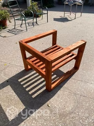 Silla madera hecha a mano