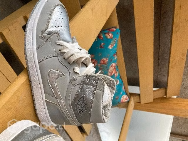 Air jordan retro 1
