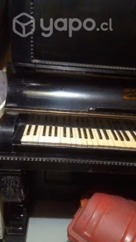 Piano antiguo - Imagen 5
