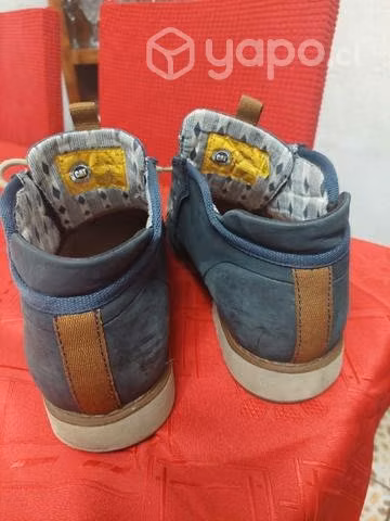 Casual hush puppies