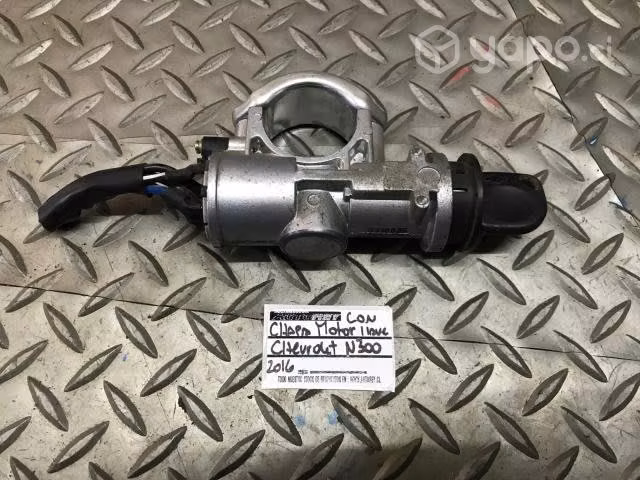 Chapa motor con llave Chevrolet N300 2016