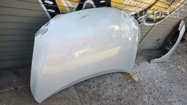 Capot Toyota Corolla 2008-2014 - Imagen 4
