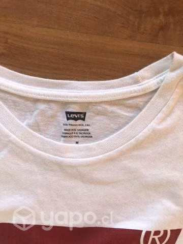 Polera Levis talla M - Imagen 2