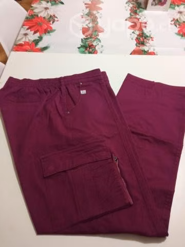 Pantalón y pecheras Burdeo