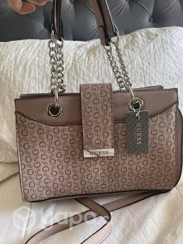 Cartera Guees