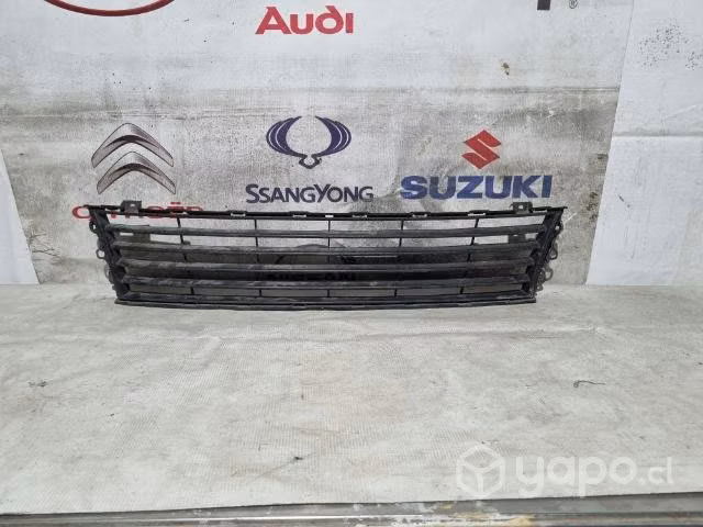 Mascara rejilla suzuki dzire 14-17