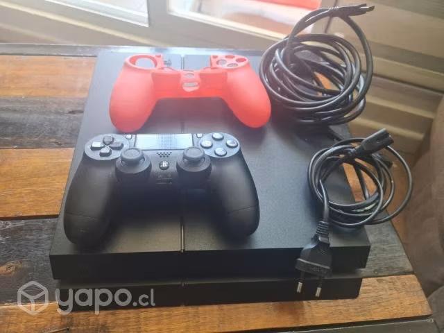 PlayStation 4 Sony 500 GB. Usada