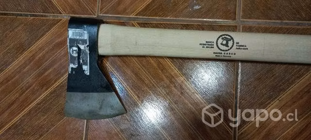 Hacha casco nueva sin uso