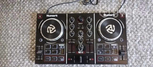 Controlador Numark Party Mix - Imagen 4