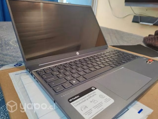 HP Pavilion AMD Ryzen 7 4700U 16GB de RAM 512GB - Imagen 3