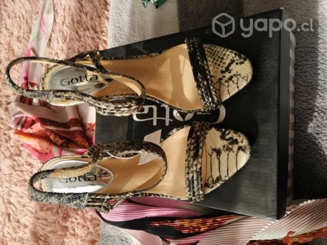 Chalas nuevas