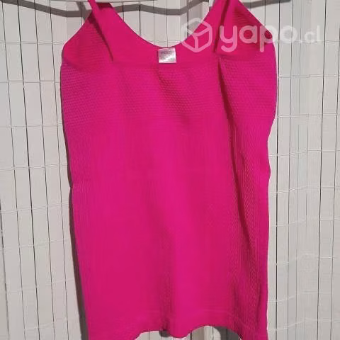 Camiseta Peto Rosado Talla XS-S Nuevo