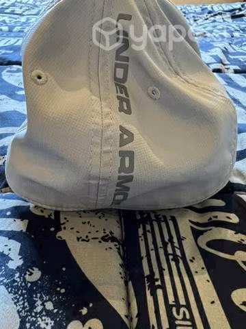 Gorro Under Armour gris - Imagen 2