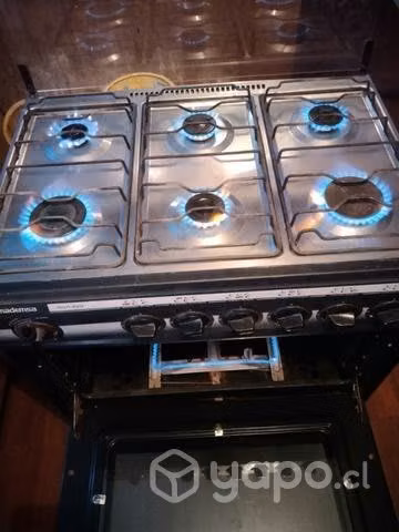 Se vende cocina seis platos en muy buen estado