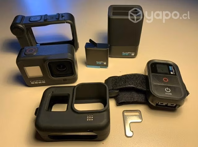 GoPro Hero Black 8 mas Accesorios!!!