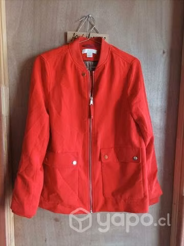 Chaqueta color naranja