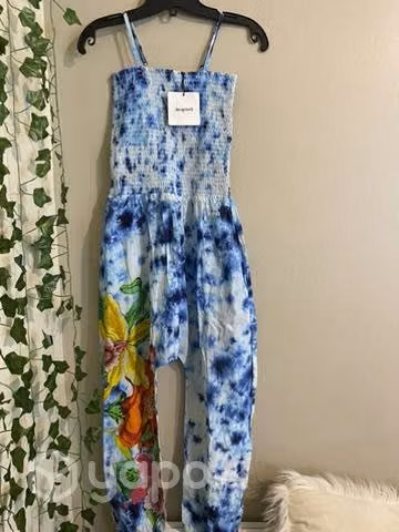 Enterito marca desigual talla 13-14
