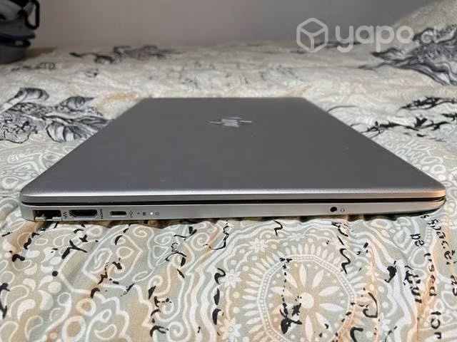 Se Vende Hp Pavilion Laptop 15/Precio Conversable! - Imagen 2
