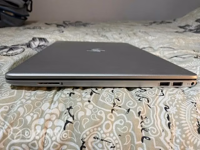 Se Vende Hp Pavilion Laptop 15/Precio Conversable! - Imagen 4
