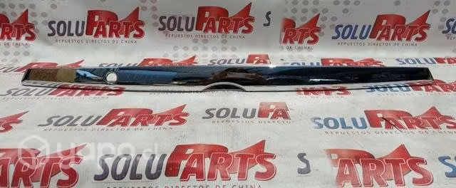 Lifan X60 moldura cromado portalon