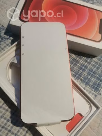 Iphone 12 Red - Imagen 3