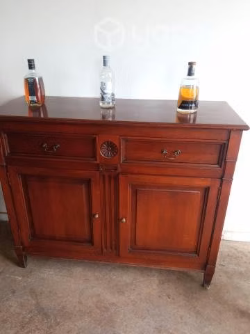 Comedor con 6 sillas 2 sitiales + mueble - Imagen 4