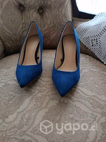 Zapato azul zara