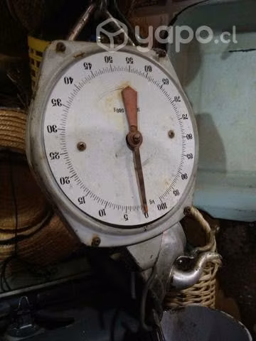 Antigua pesa de colgar 100 kilos para adorno deco